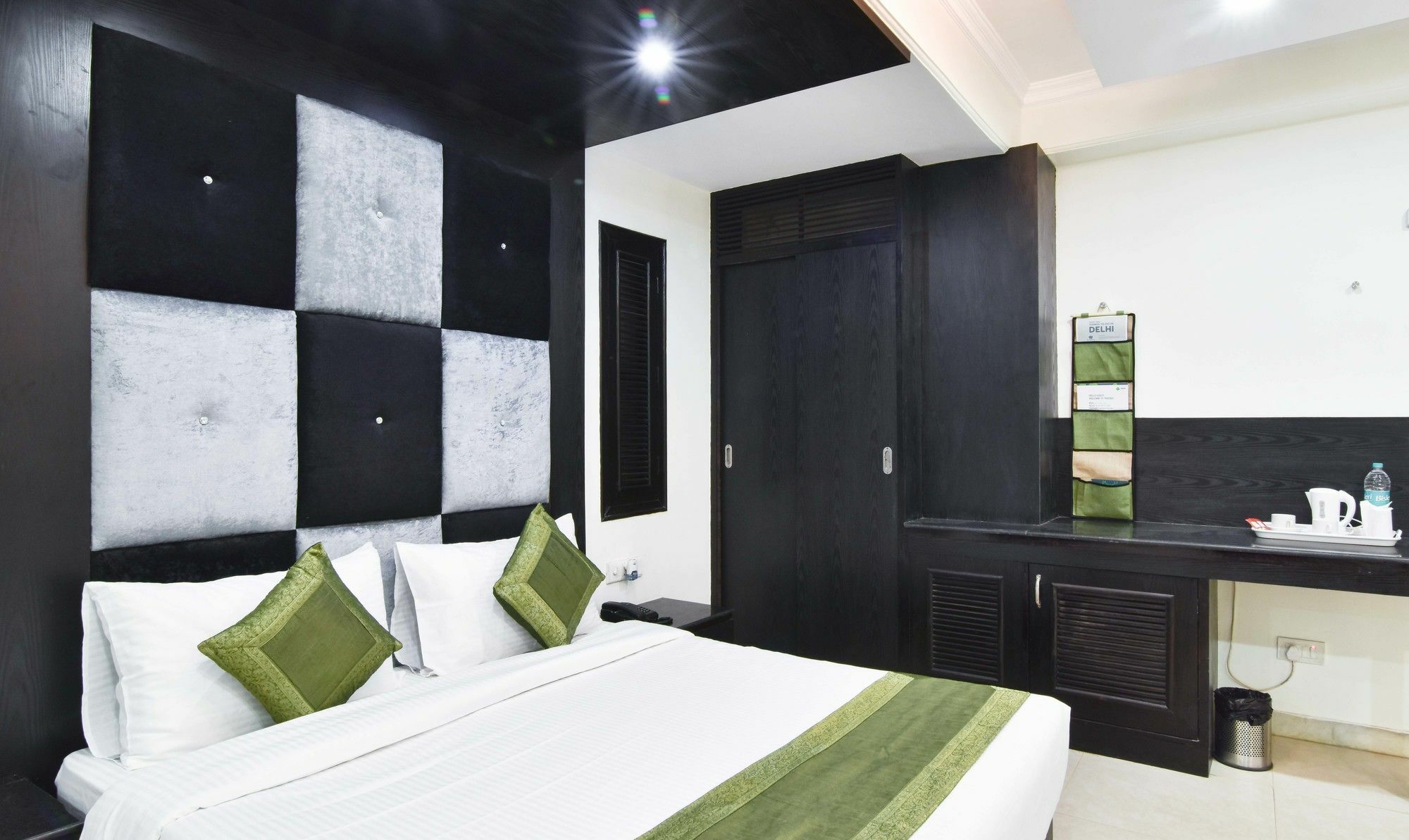 Hotel Treebo Mehar Castle Delhi  Exterior foto